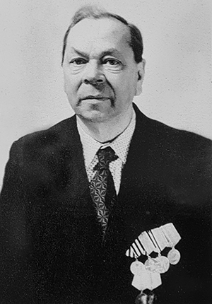 Loman.JPG